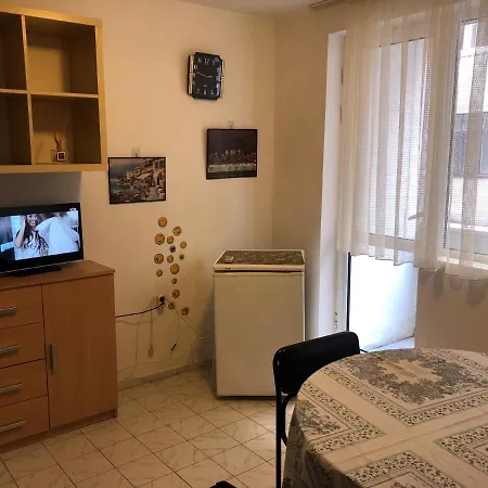 гарсониера жорката Apartment *
