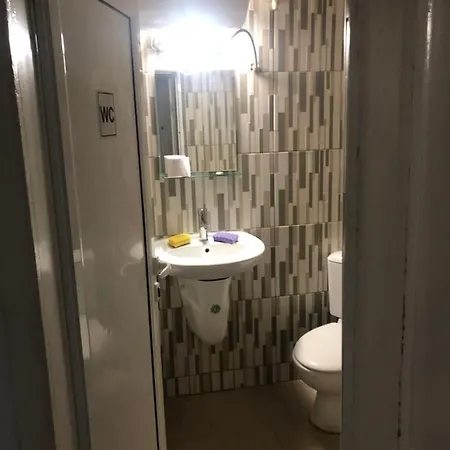 гарсониера жорката וארנה